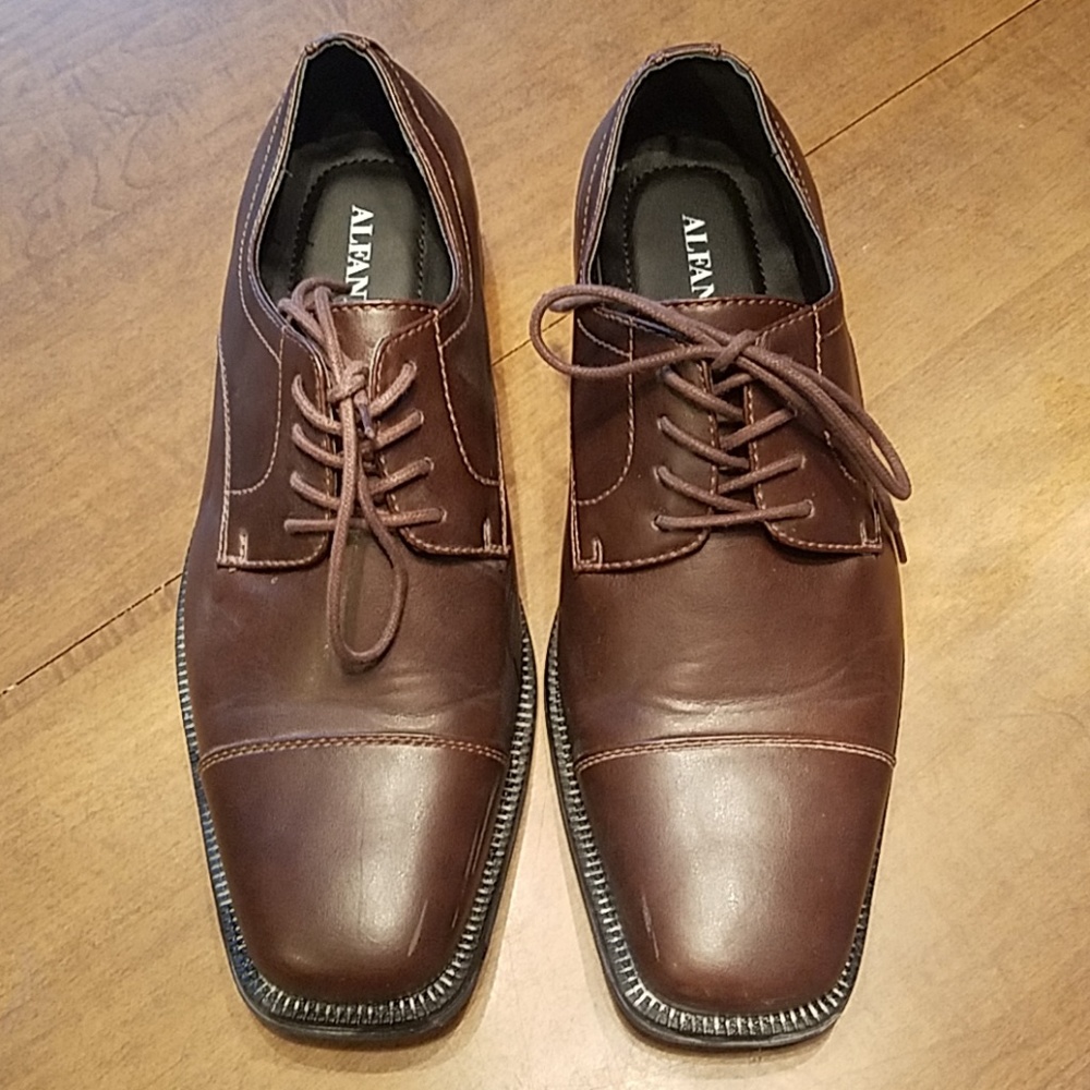 Dress shoes